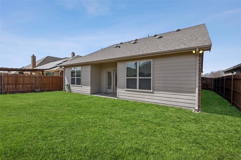 2030 Abbey Road, Heartland, TX 75126