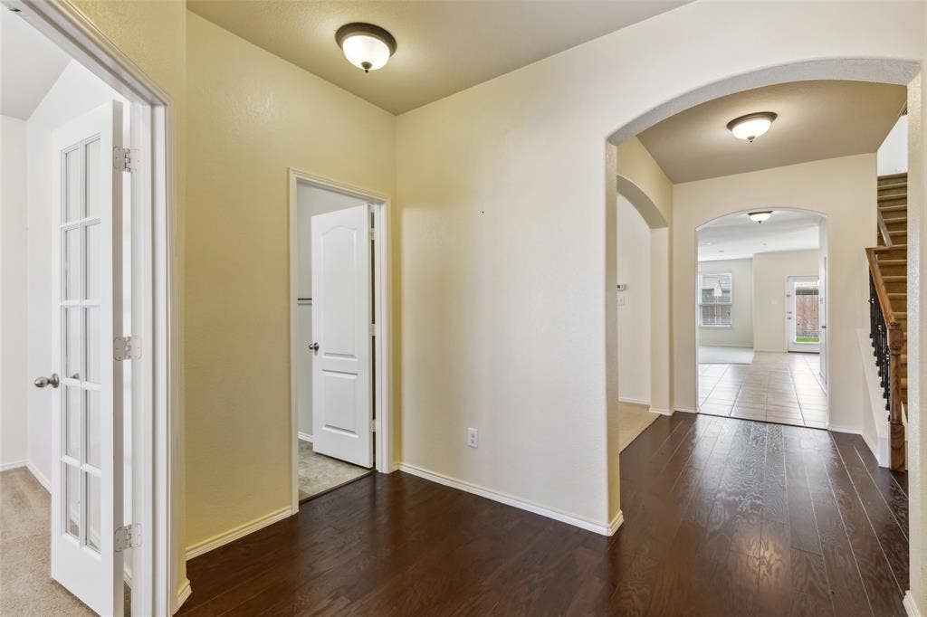 2030 Abbey Road, Heartland, TX 75126