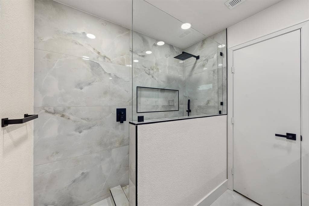 6608 Garfield Drive, Plano, TX 75023 6608 Garfield Drive, Plano, TX 75023
