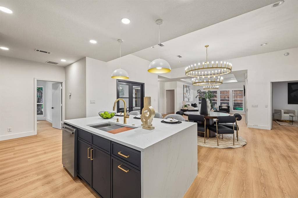 6608 Garfield Drive, Plano, TX 75023 6608 Garfield Drive, Plano, TX 75023