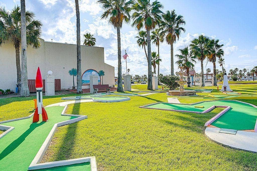 762 E Oyster Drive, Port Isabel, TX 78578
