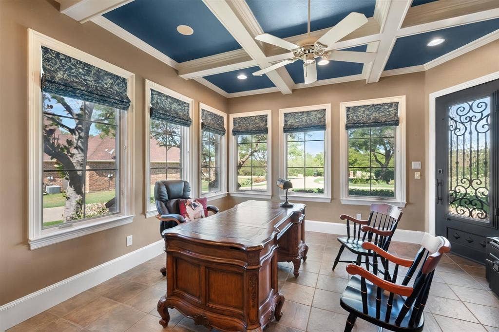 1016 Lighthouse Court, Grand Prairie, TX 75104 Home Office with private entrance