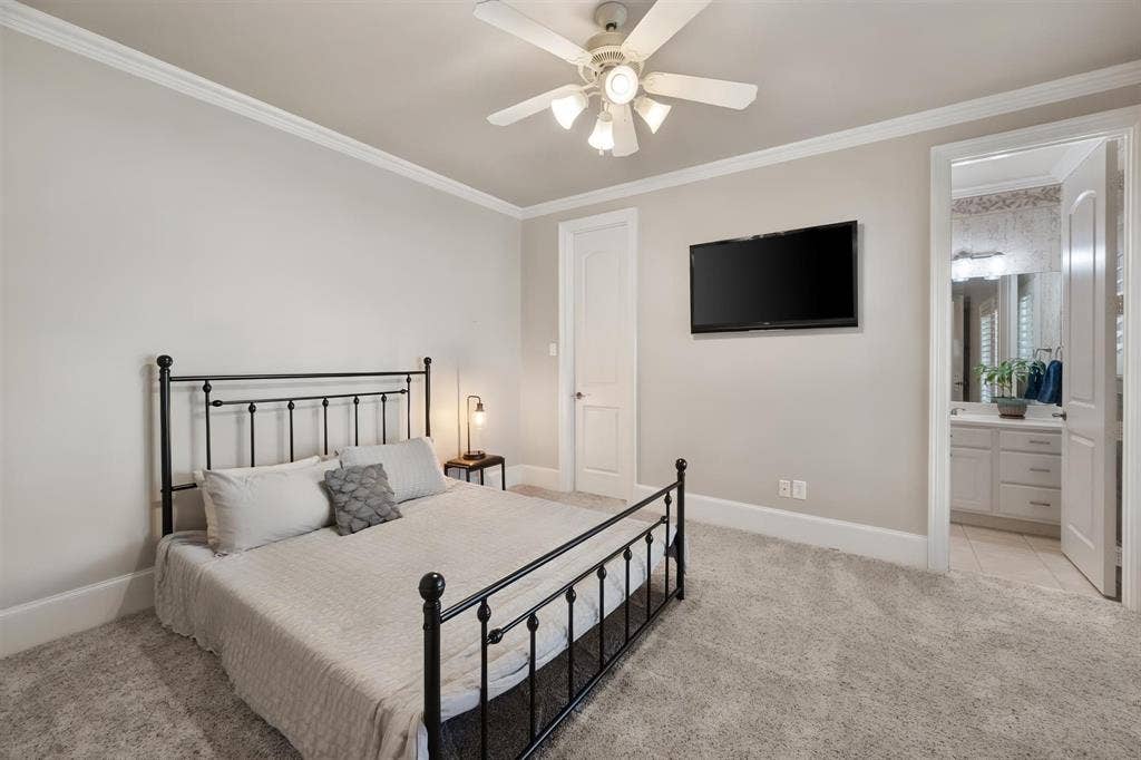 1016 Lighthouse Court, Grand Prairie, TX 75104 First floor bedroom