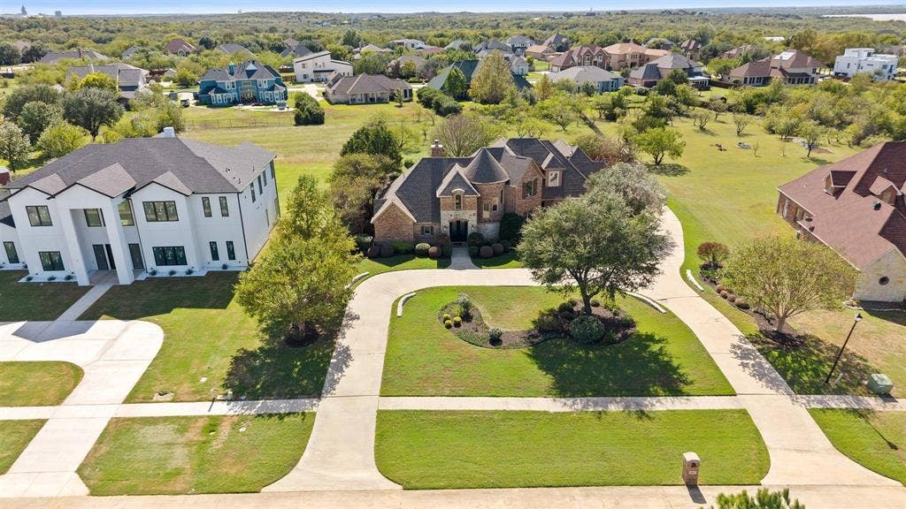 1016 Lighthouse Court, Grand Prairie, TX 75104 1.2 acres of privacy