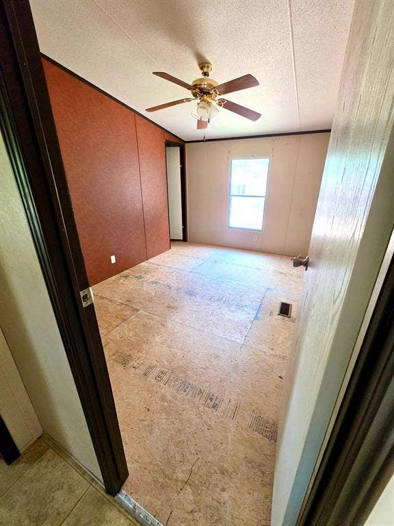 982 Lcr 131, Mount Calm, TX 76673