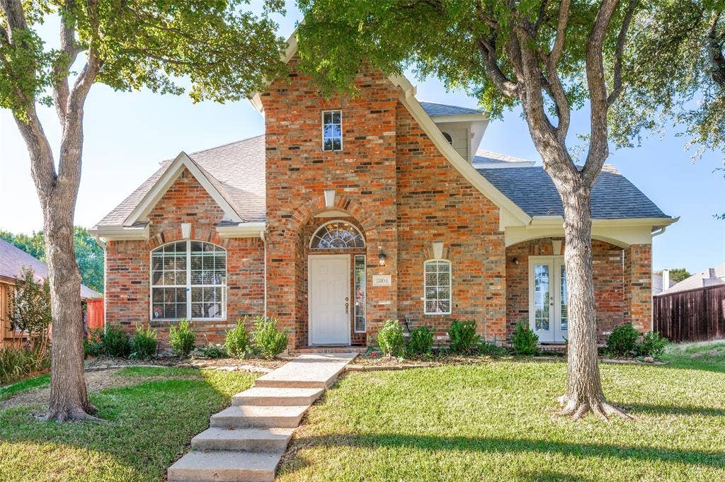 2804 Black Canyon Drive, McKinney, TX 75072