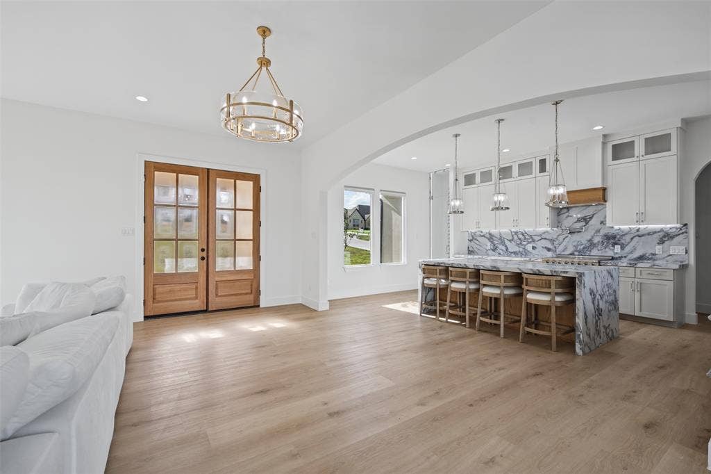 244 Martin Drive, Granbury, TX 76049