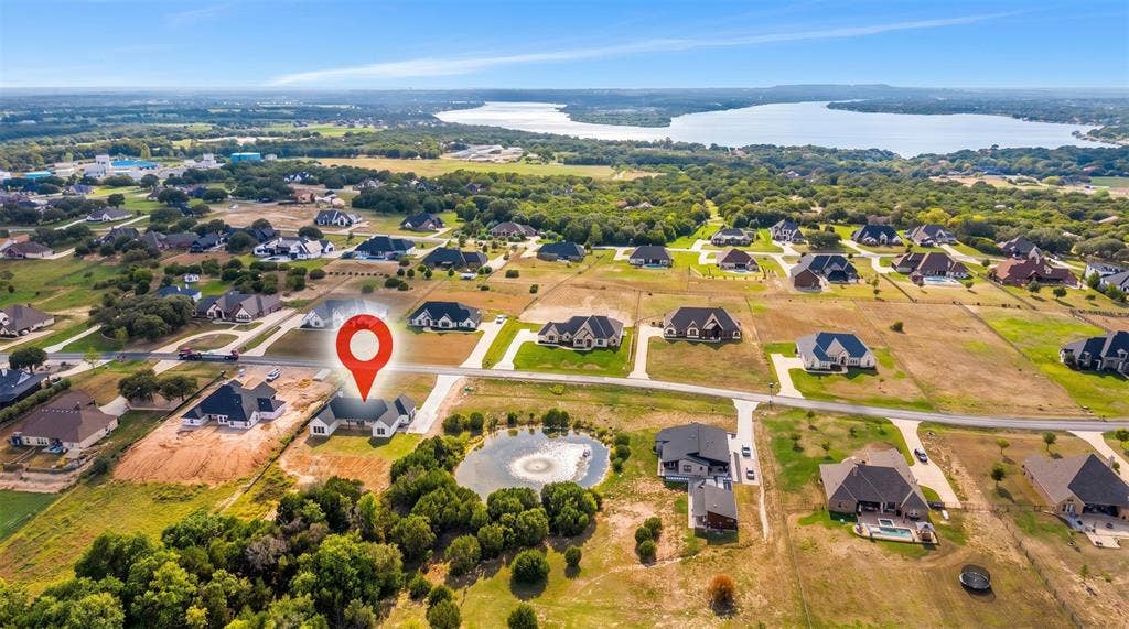 244 Martin Drive, Granbury, TX 76049