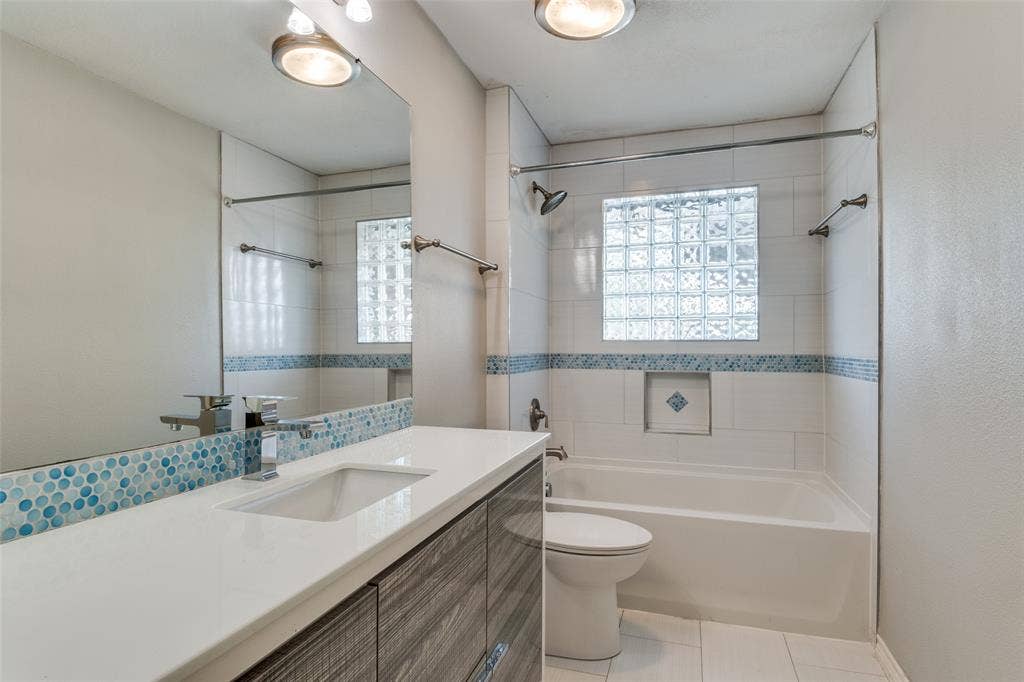10665 Lake Haven Drive, Dallas, TX 75238