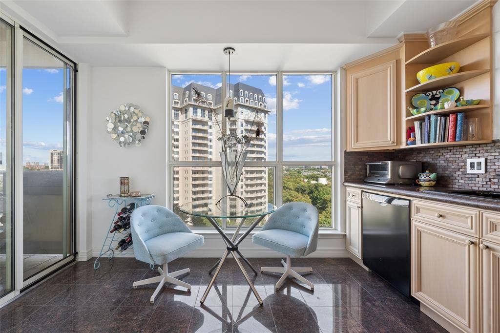 3401 Lee Parkway, #1007, Dallas, TX 75219
