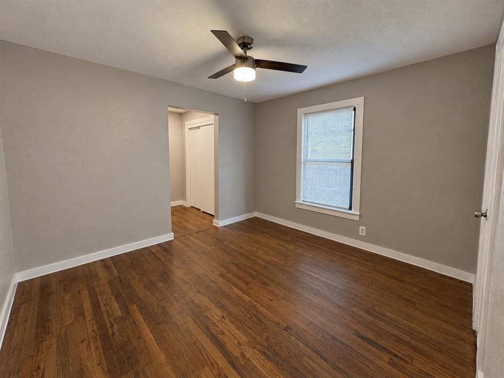 5140 Dimple Jackson Street, Dallas, TX 75210 Additional bedroom perspective showcasing the room’s layout and available floor space.