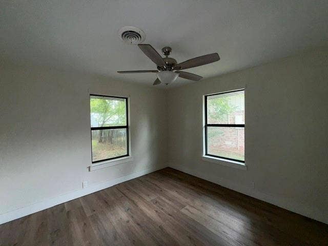 1109 Nugent Street, Bowie, TX 76230