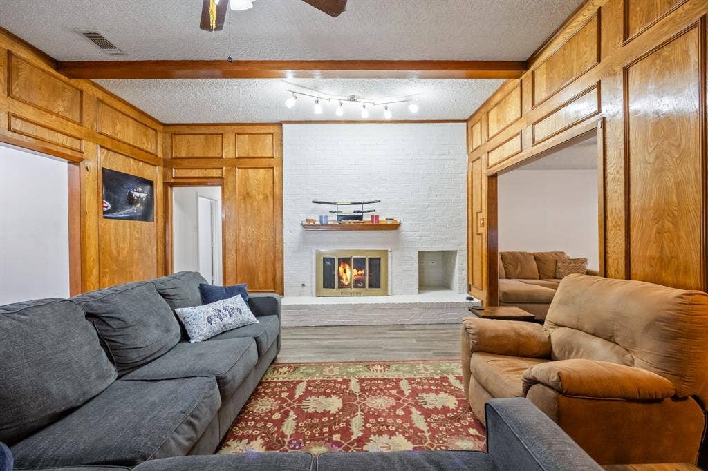 310 Doral Place, Garland, TX 75043