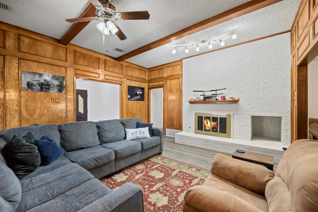 310 Doral Place, Garland, TX 75043