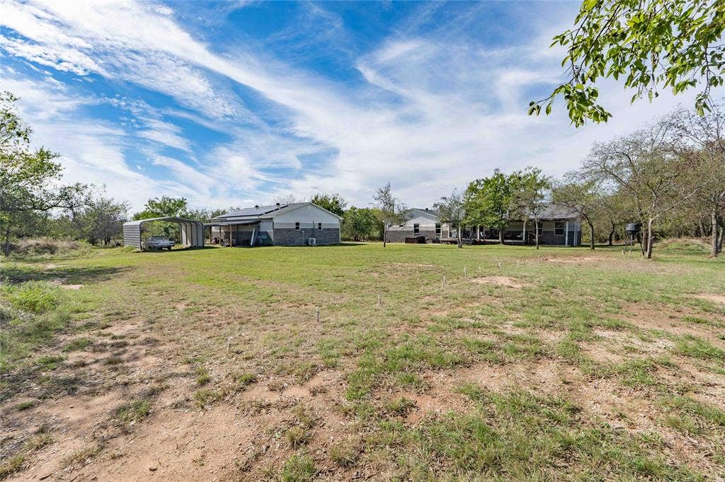 211 E Bay Drive, Bridgeport, TX 76426