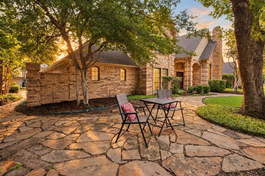 5833 Gallant Fox Lane, Plano, TX 75093 5833 Gallant Fox Lane, Plano, TX 75093
