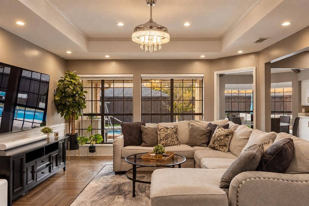 5833 Gallant Fox Lane, Plano, TX 75093 5833 Gallant Fox Lane, Plano, TX 75093