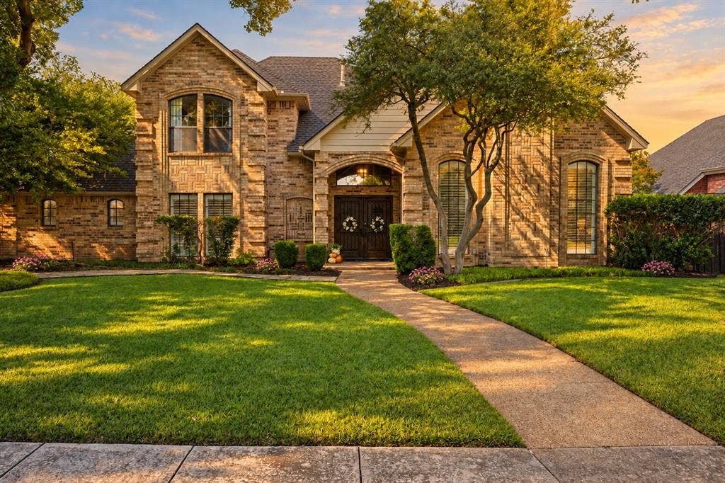 5833 Gallant Fox Lane, Plano, TX 75093 5833 Gallant Fox Lane, Plano, TX 75093