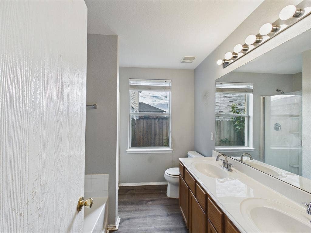 3309 Grant Street, McKinney, TX 75071 3309 Grant Street, McKinney, TX 75071
