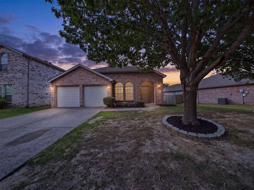 3309 Grant Street, McKinney, TX 75071 3309 Grant Street, McKinney, TX 75071