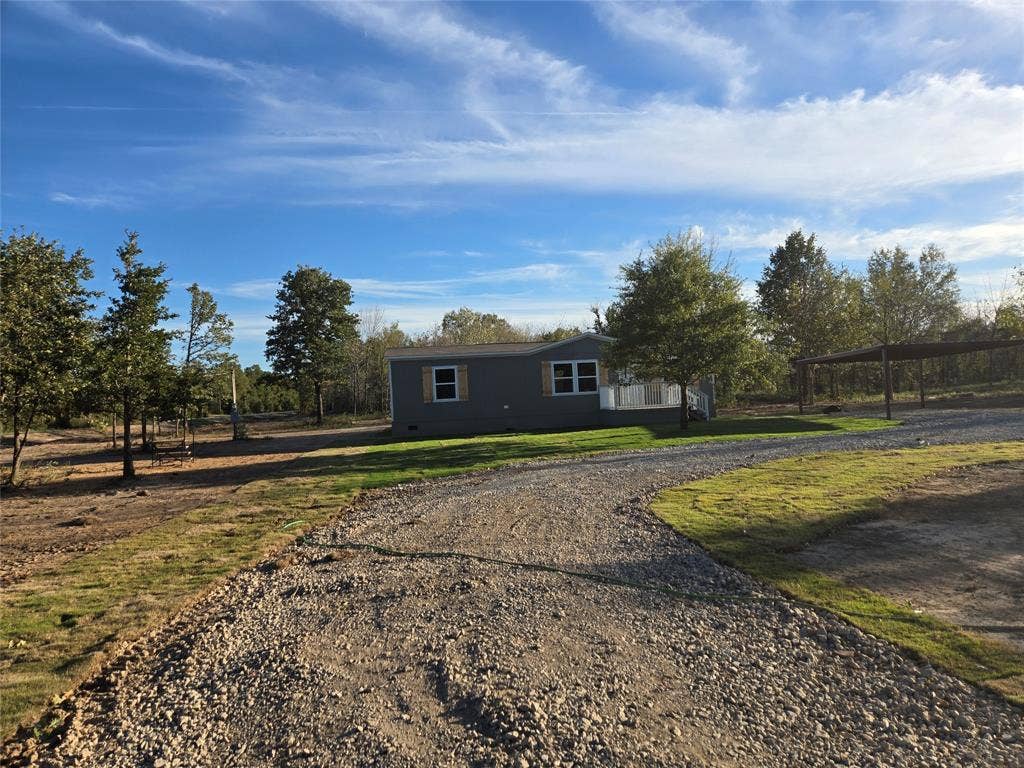 Driveway entry