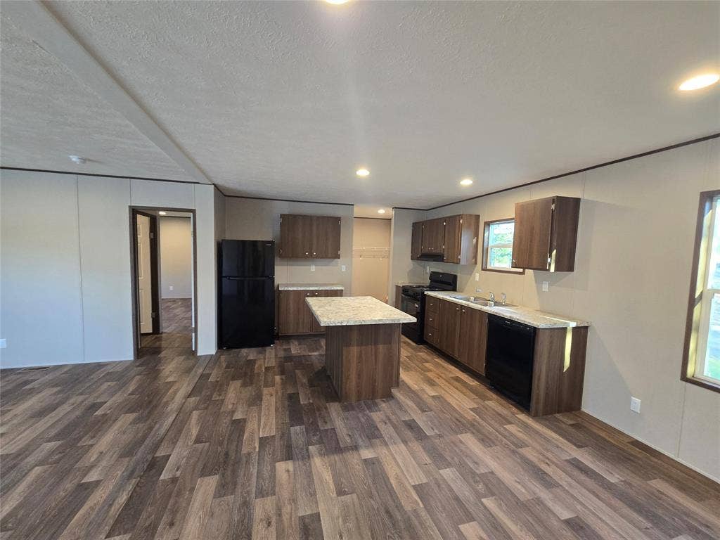 1922 County Road NW, Talco, TX 75487