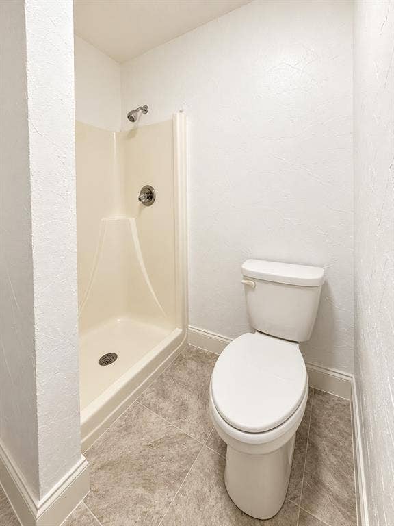 1032 W Oak Street, Weatherford, TX 76086