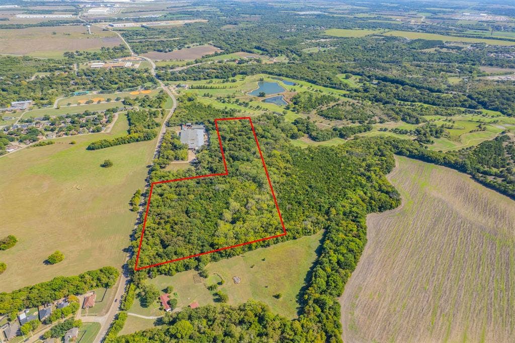 660 W Beltline Road, Lancaster, TX 75146