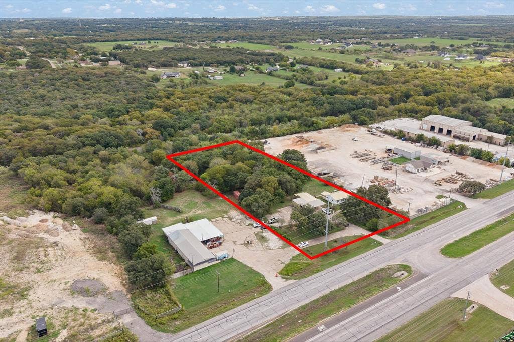 3320 B N Main Street, Cleburne, TX 76033