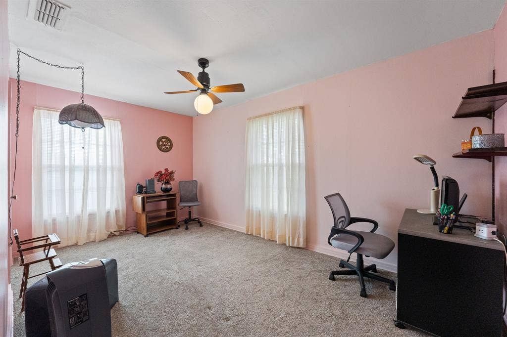 3320 B N Main Street, Cleburne, TX 76033