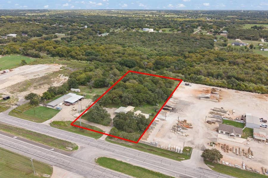 Property photo for 3320 B N Main Street, Cleburne, TX