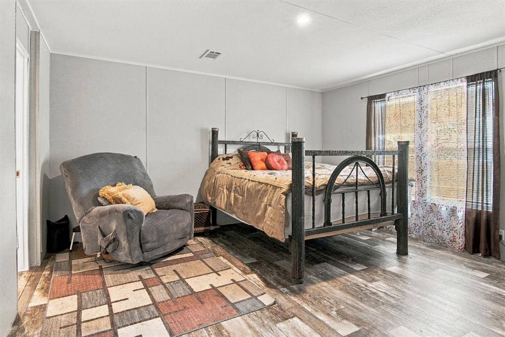 138 Kelly Court, Azle, TX 76020 138 Kelly Court, Azle, TX 76020