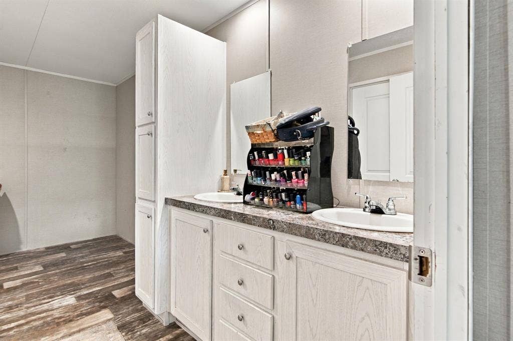 138 Kelly Court, Azle, TX 76020 138 Kelly Court, Azle, TX 76020