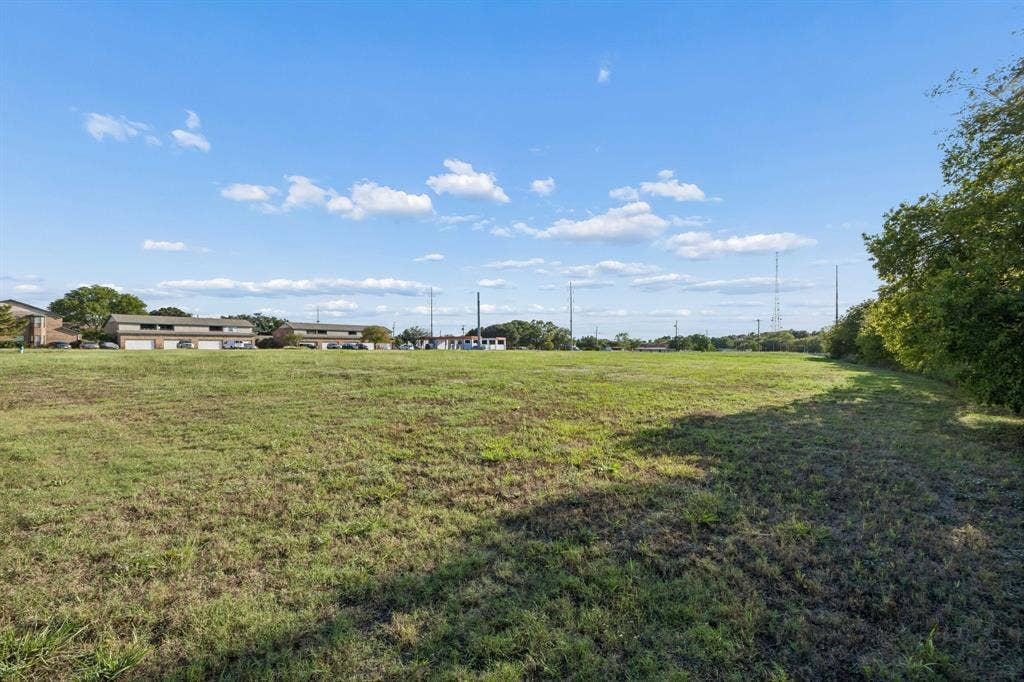 1185 Rowlett Road, Garland, TX 75043