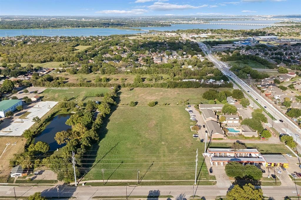 1185 Rowlett Road, Garland, TX 75043