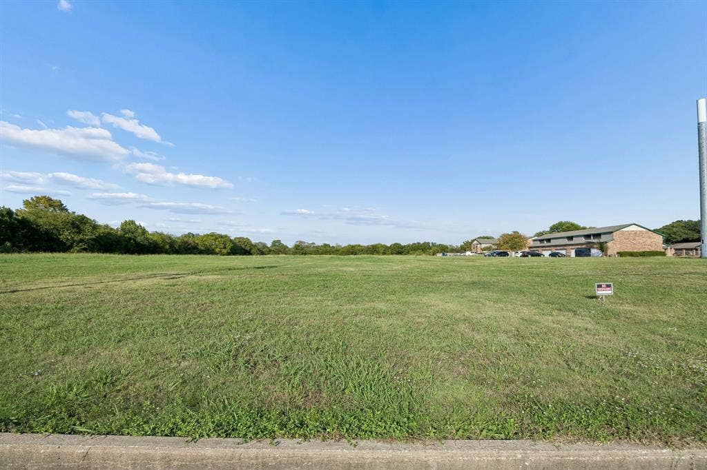 1185 Rowlett Road, Garland, TX 75043