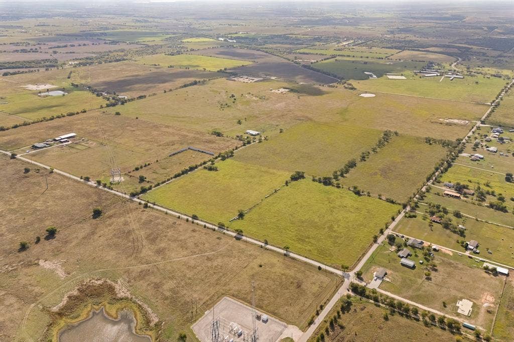 9301 Cr-1127, Godley, TX 76044 9301 Cr-1127, Godley, TX 76044
