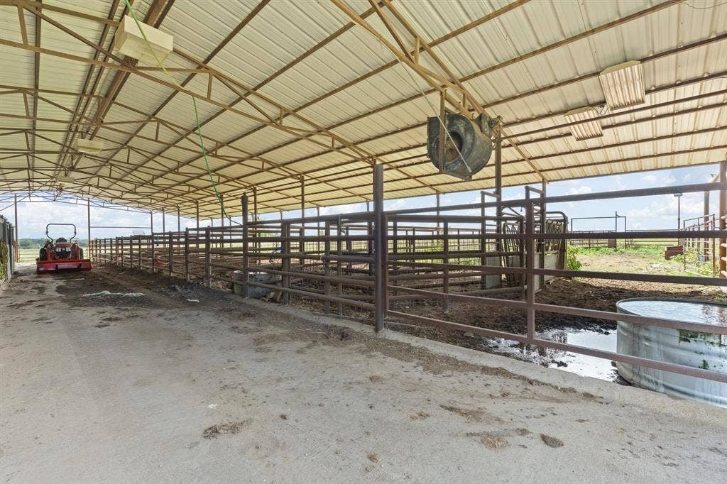 9301 Cr-1127, Godley, TX 76044 9301 Cr-1127, Godley, TX 76044