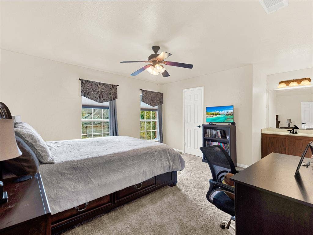 2328 Tawny Owl Road, Grand Prairie, TX 75052