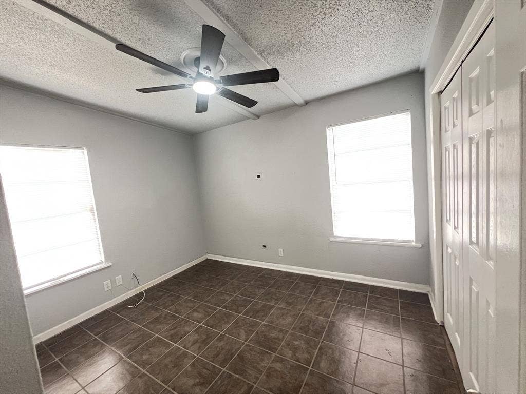 2532 Loy Lake Road, Denison, TX 75020