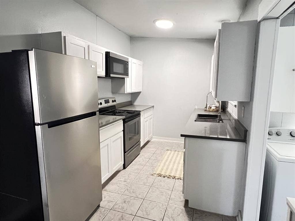 2532 Loy Lake Road, Denison, TX 75020