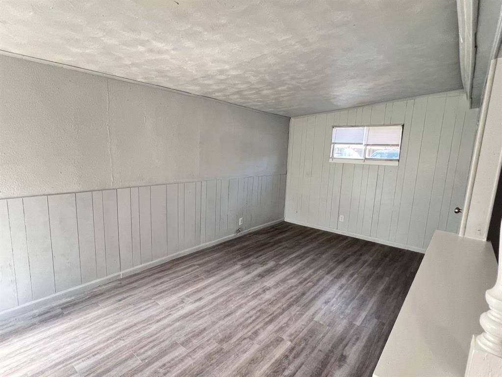 2532 Loy Lake Road, Denison, TX 75020