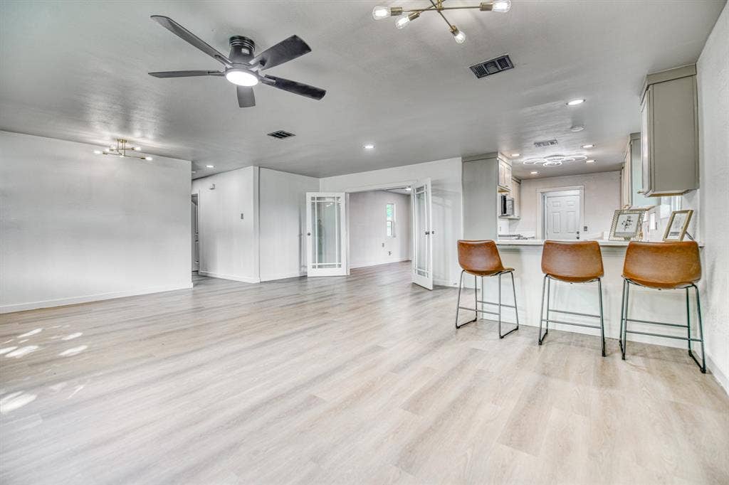 2305 Fenestra Drive, Dallas, TX 75228