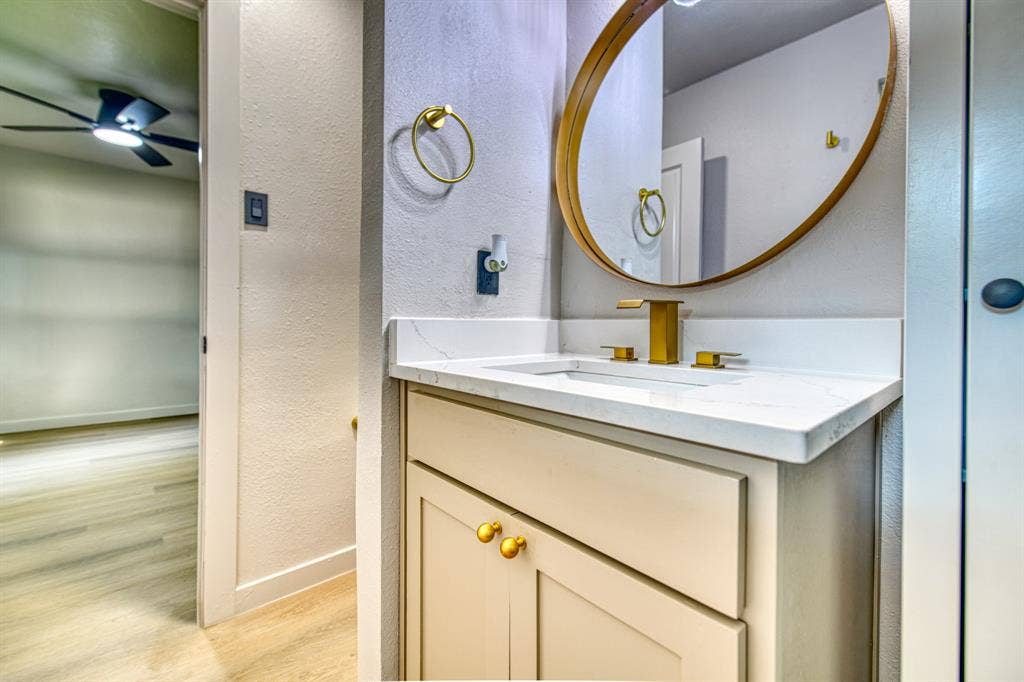 2305 Fenestra Drive, Dallas, TX 75228