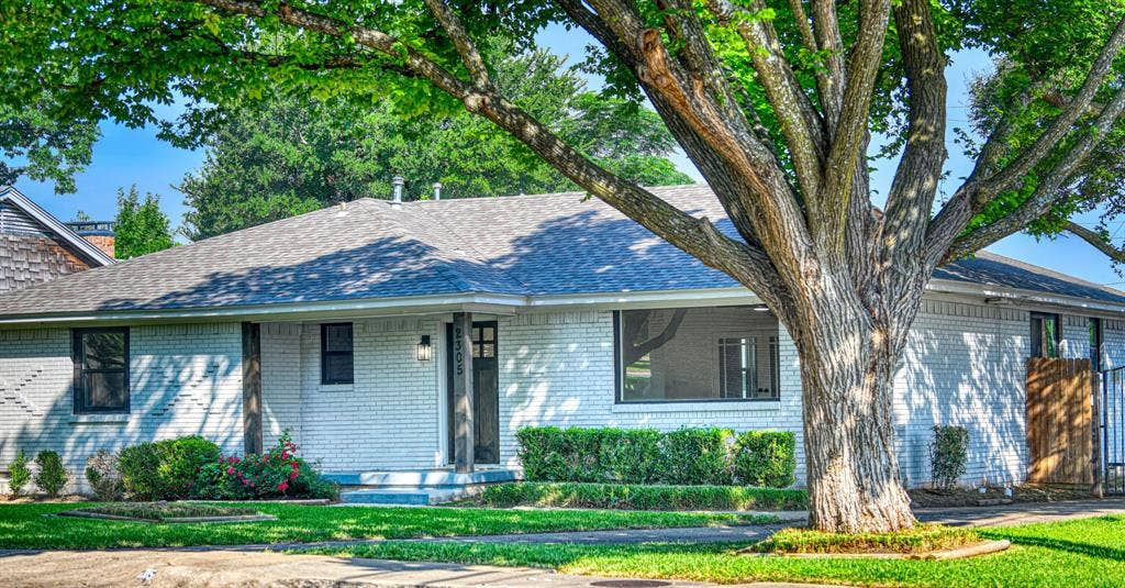 2305 Fenestra Drive, Dallas, TX 75228