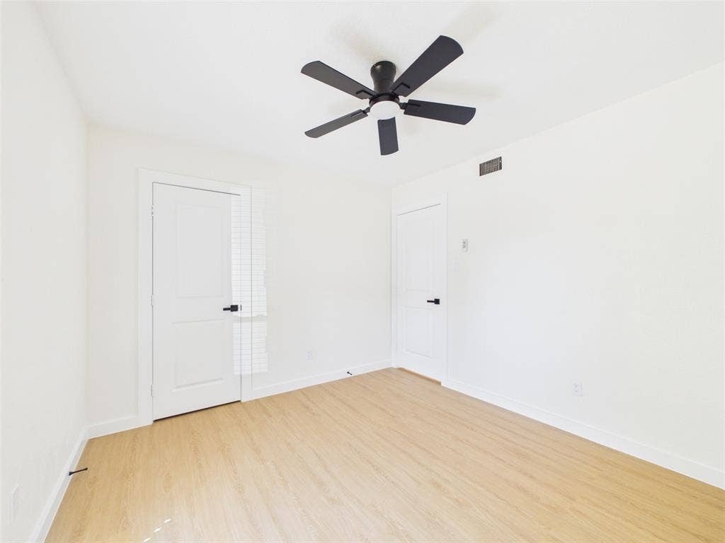 10835 Hayfield, Dallas, TX 75238