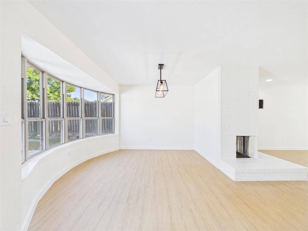 10835 Hayfield, Dallas, TX 75238
