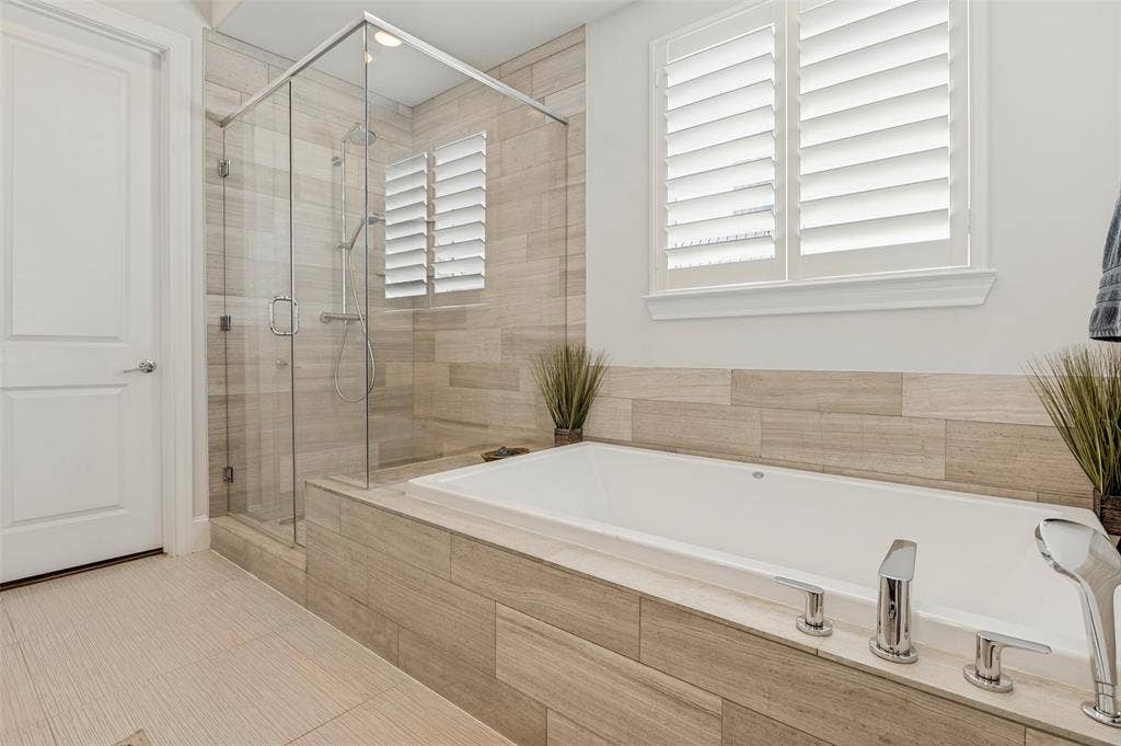 617 Dalton Lane, Irving, TX 75039