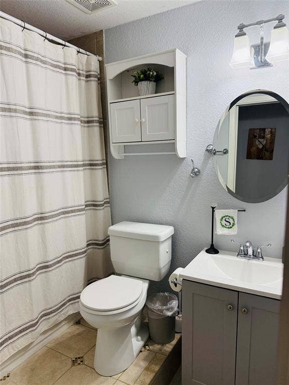 5 Linden Lane, Athens, TX 75751 Office/Bedroom bathroom