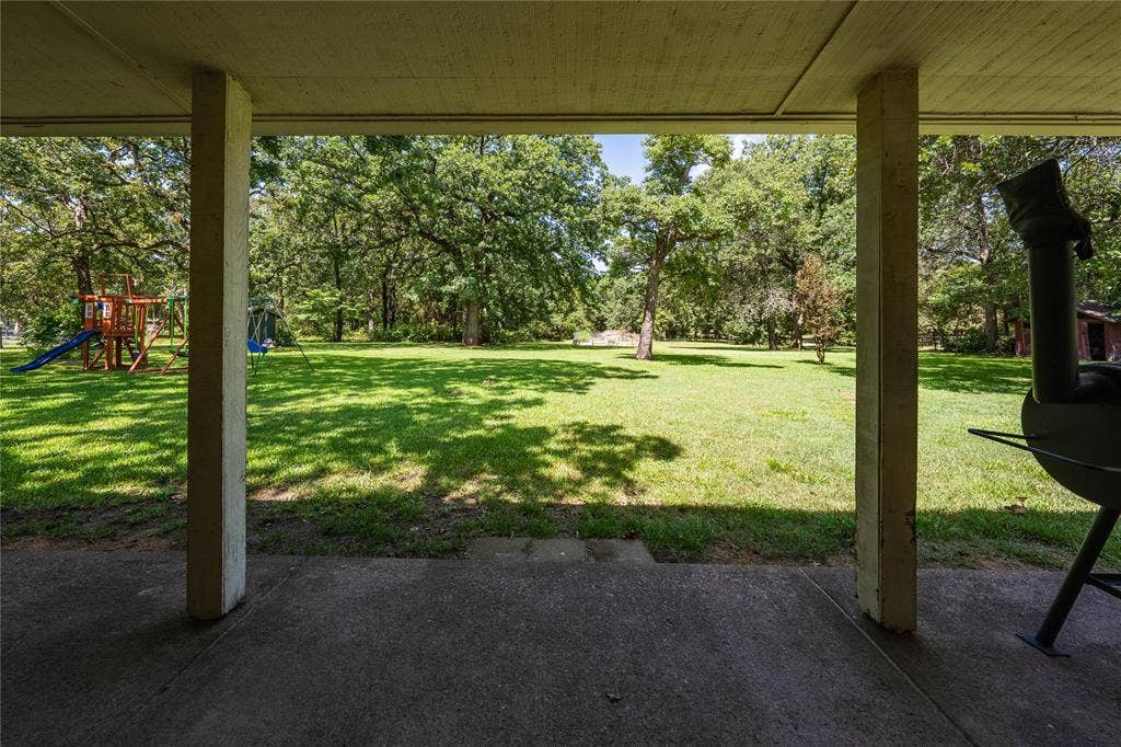 5 Linden Lane, Athens, TX 75751 Back Porch